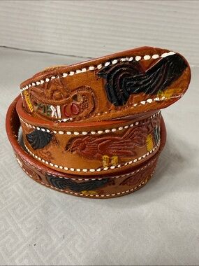 Hecho En Mexico Hand Tooled Belt Sz 28 Roosters Sombrero Guitar Design Unisex